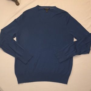 LARGE BANANA REPUBLIC LUXURY BLEND SWEATER